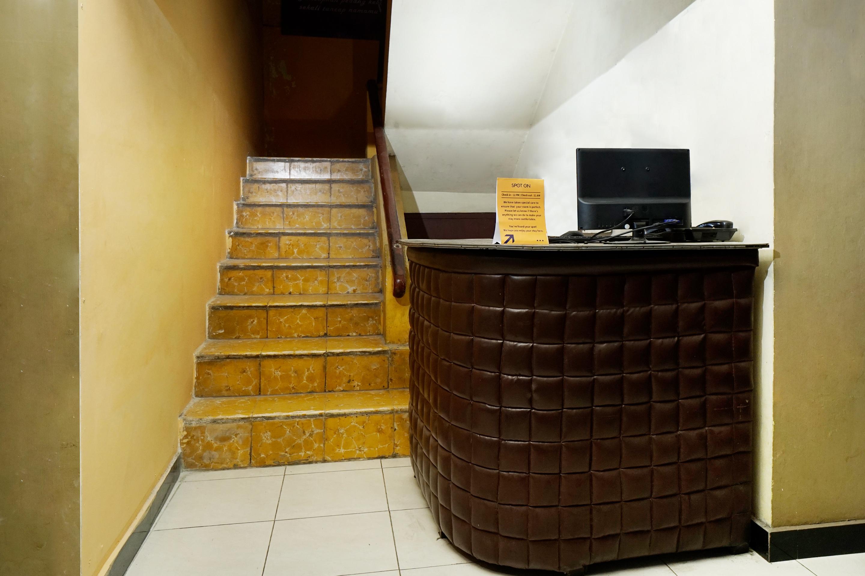 Hotel Pelangi Hs Ngabean Buitenkant foto